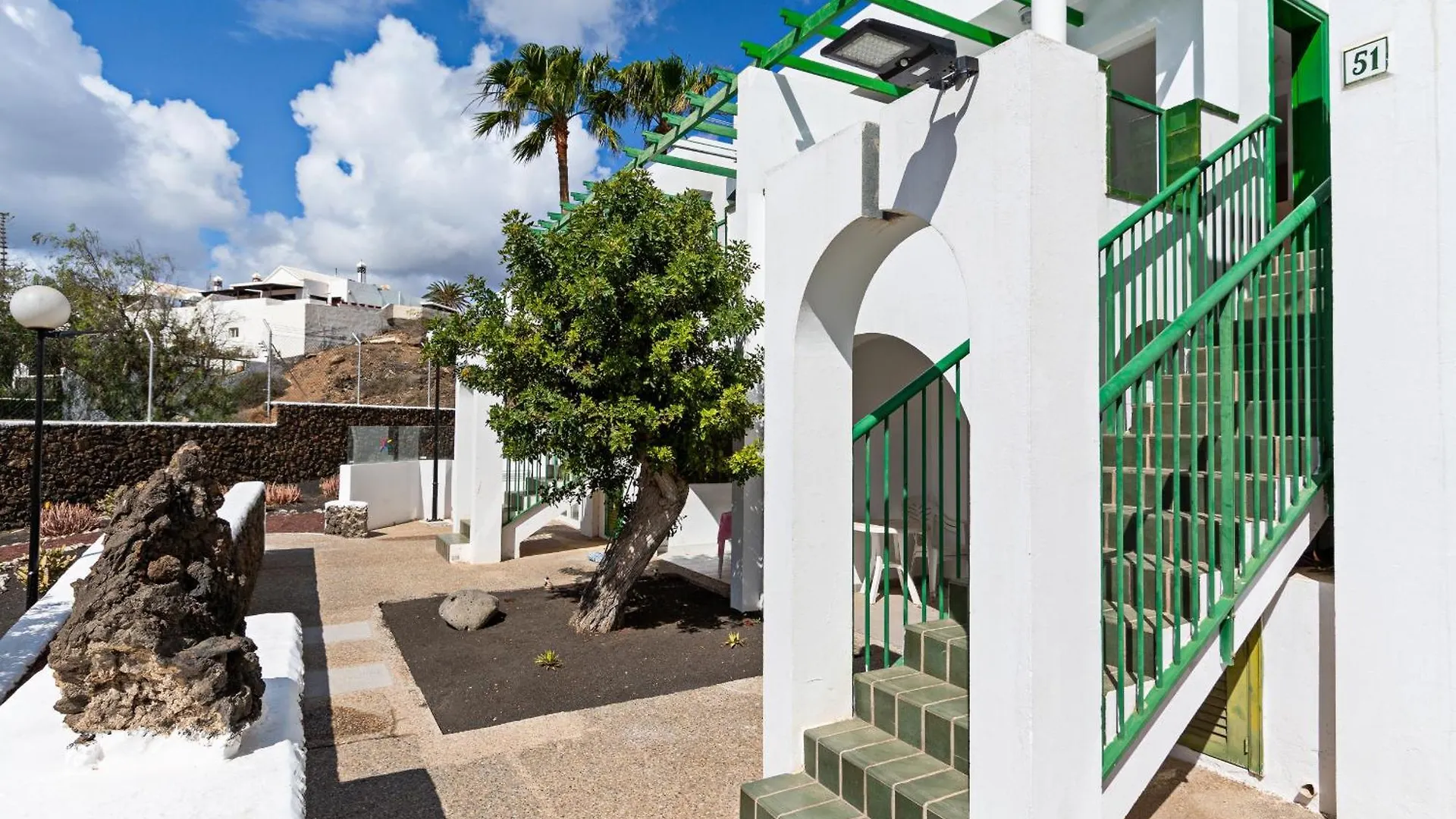 Guasimeta Duplex - Pool & Balcony Apartment Puerto del Carmen  0*, Puerto del Carmen (Lanzarote) Spain